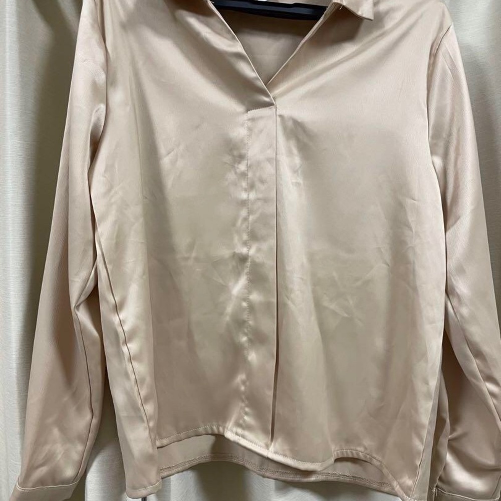 Elegant Cream Blouse